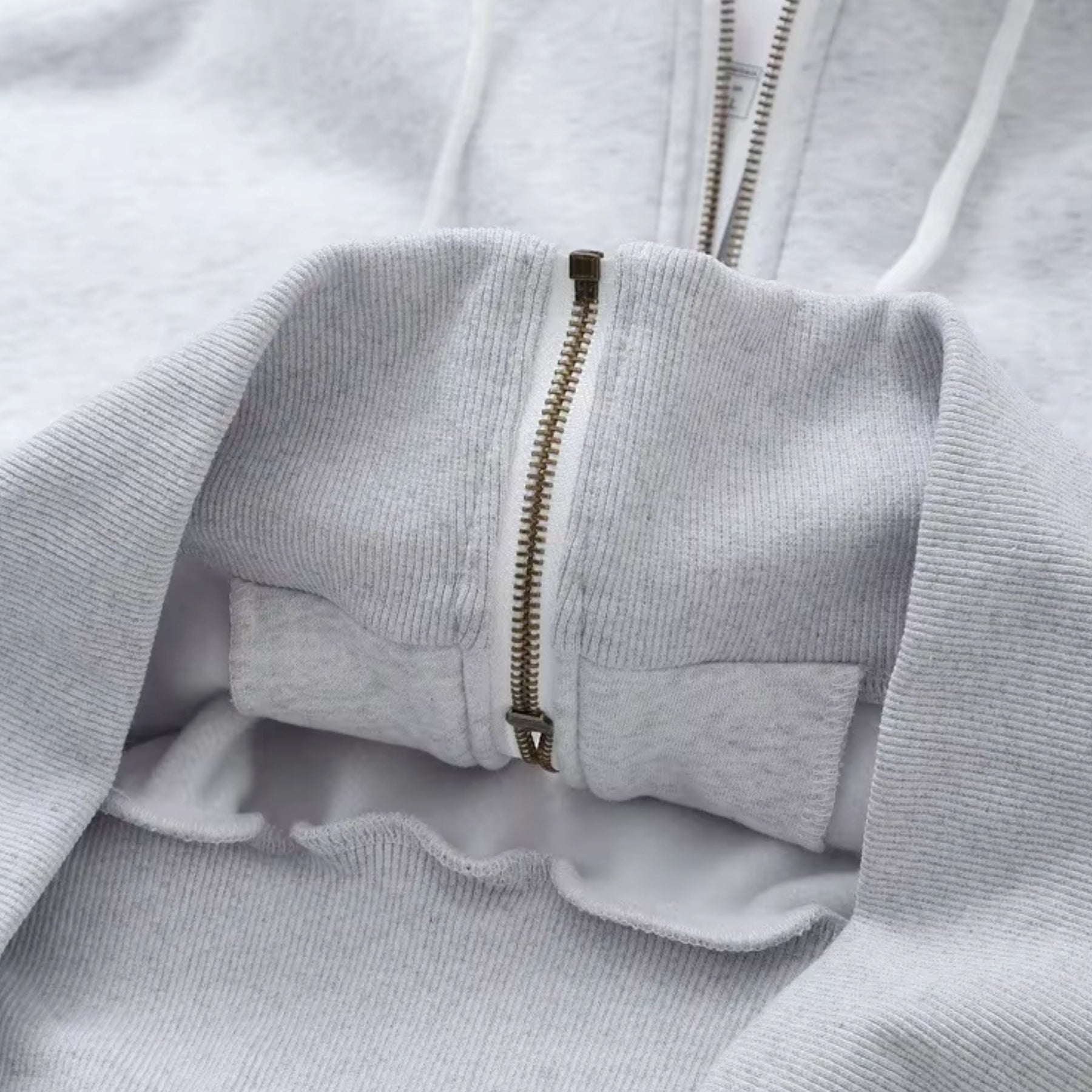 Sudadera Femenina Basc Marovelle.