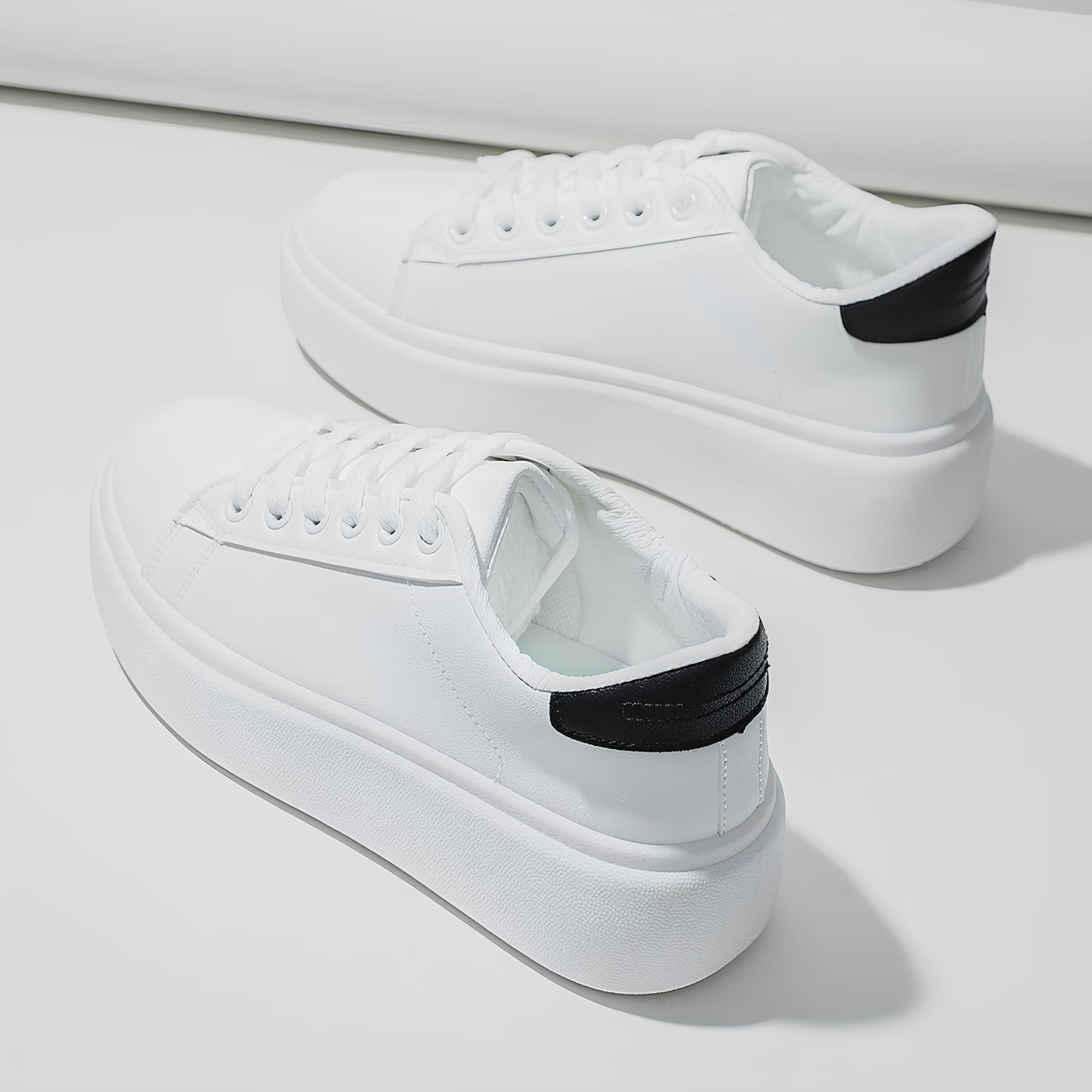 Zapatillas de Cuero Hivonna.