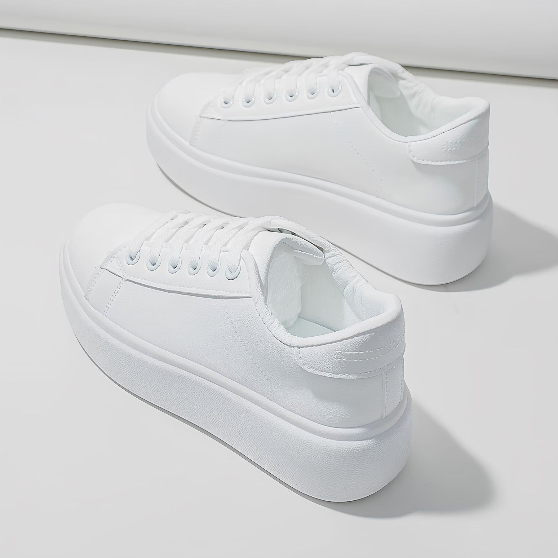 Zapatillas de Cuero Hivonna.