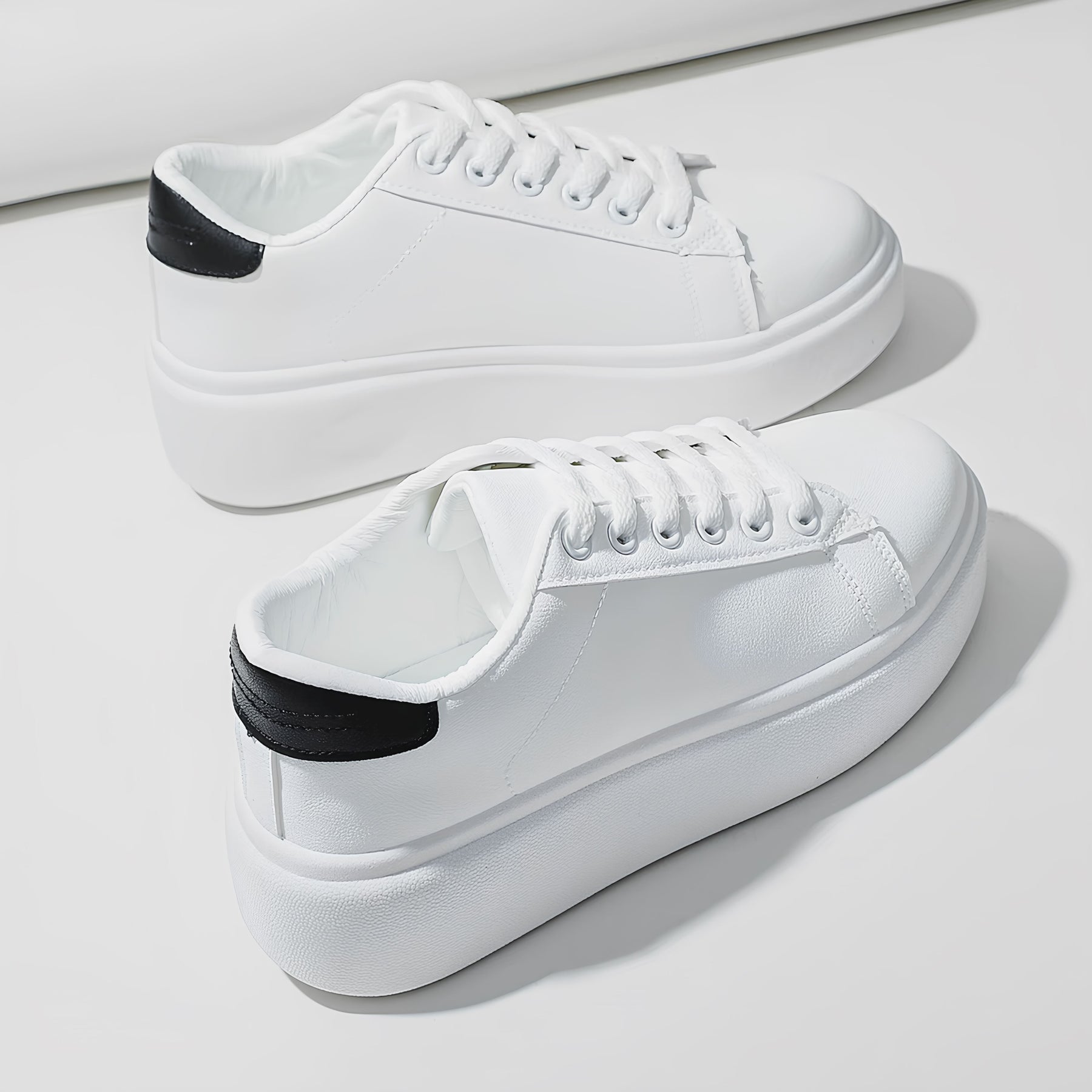 Zapatillas de Cuero Hivonna.