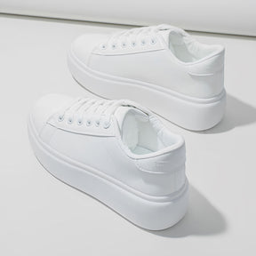 Zapatillas de Cuero Hivonna.